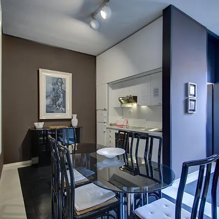 Arnoldi-rooftop Apartament *