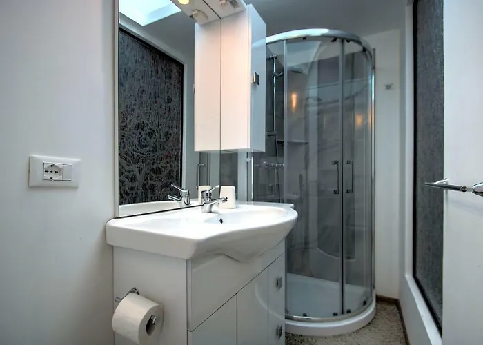 Arnoldi-rooftop * ונציה